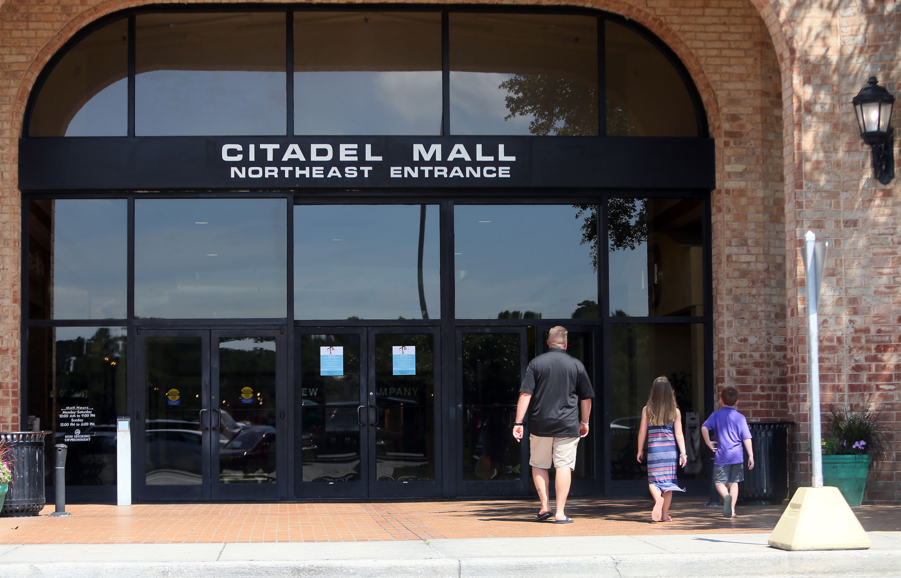 pc-061517-bz-retailcolumn (copy)